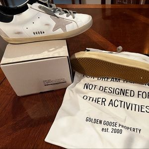 Golden Goose Superstar - EUC